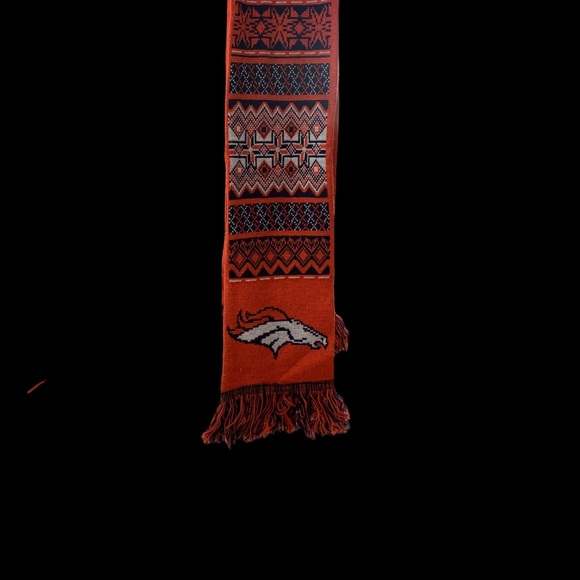 Scarf - Picture 5 of 5